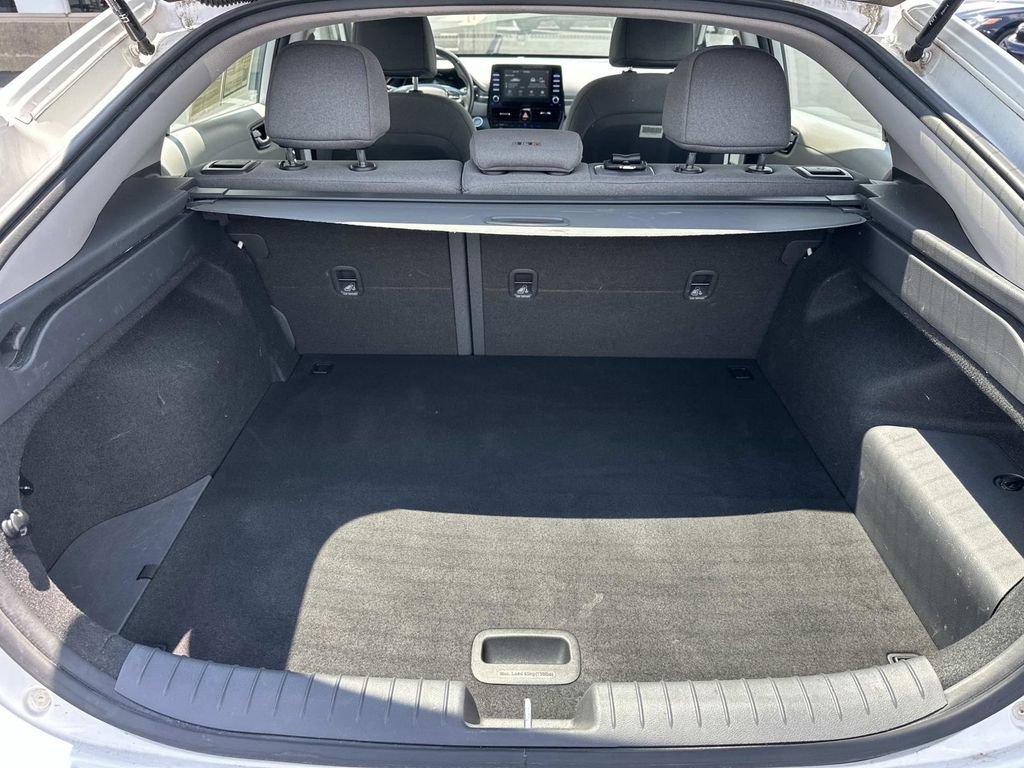 Used 2020 Hyundai Ioniq SEL FWD image 11