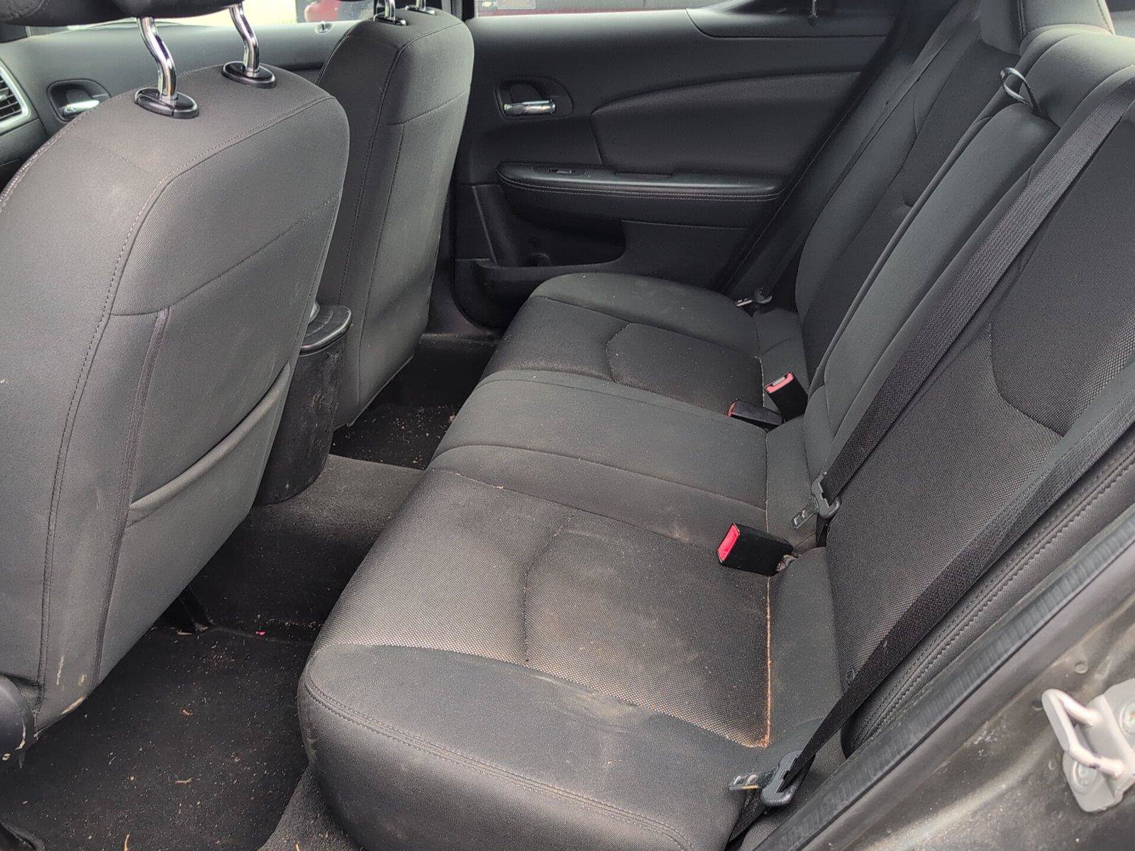Used 2012 Dodge Avenger SE FWD image 31