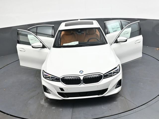 Used 2026 BMW 330i xDrive Sedan w/ Premium Package image 39
