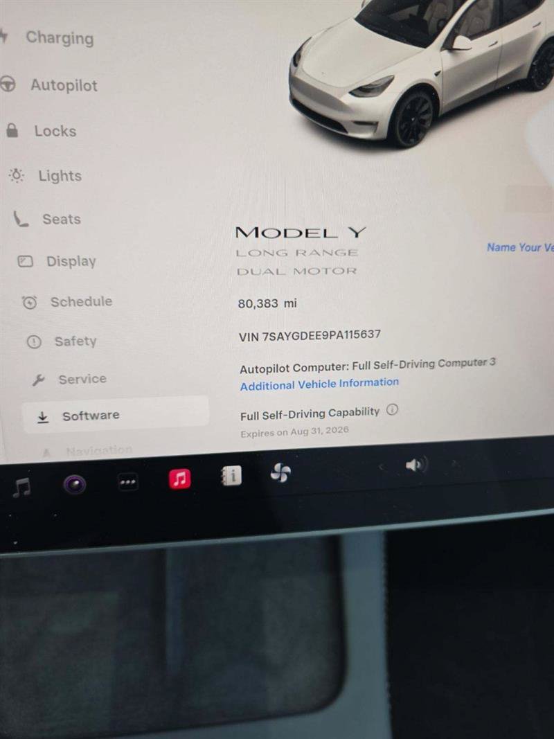 Used 2023 Tesla Model Y Long Range AWD/4WD image 7