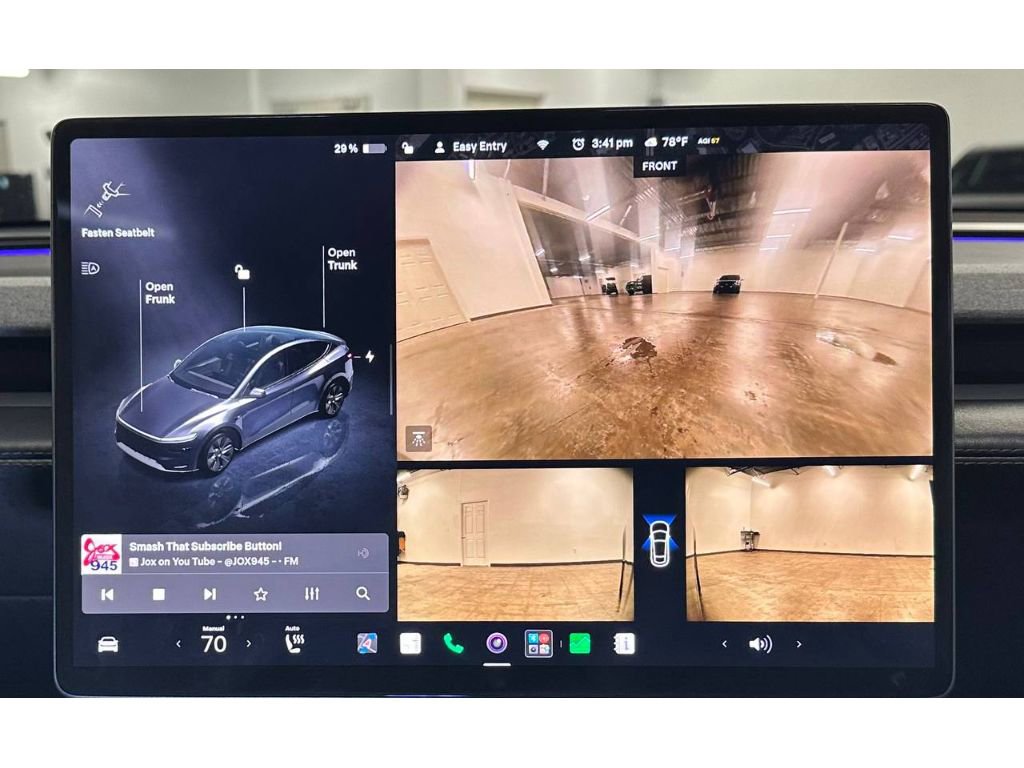 Used 2026 Tesla Model Y AWD image 32