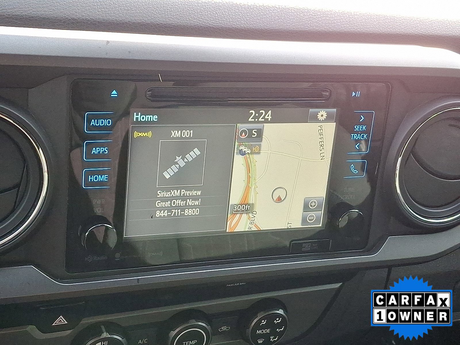 Used 2019 Toyota Tacoma TRD Sport image 28