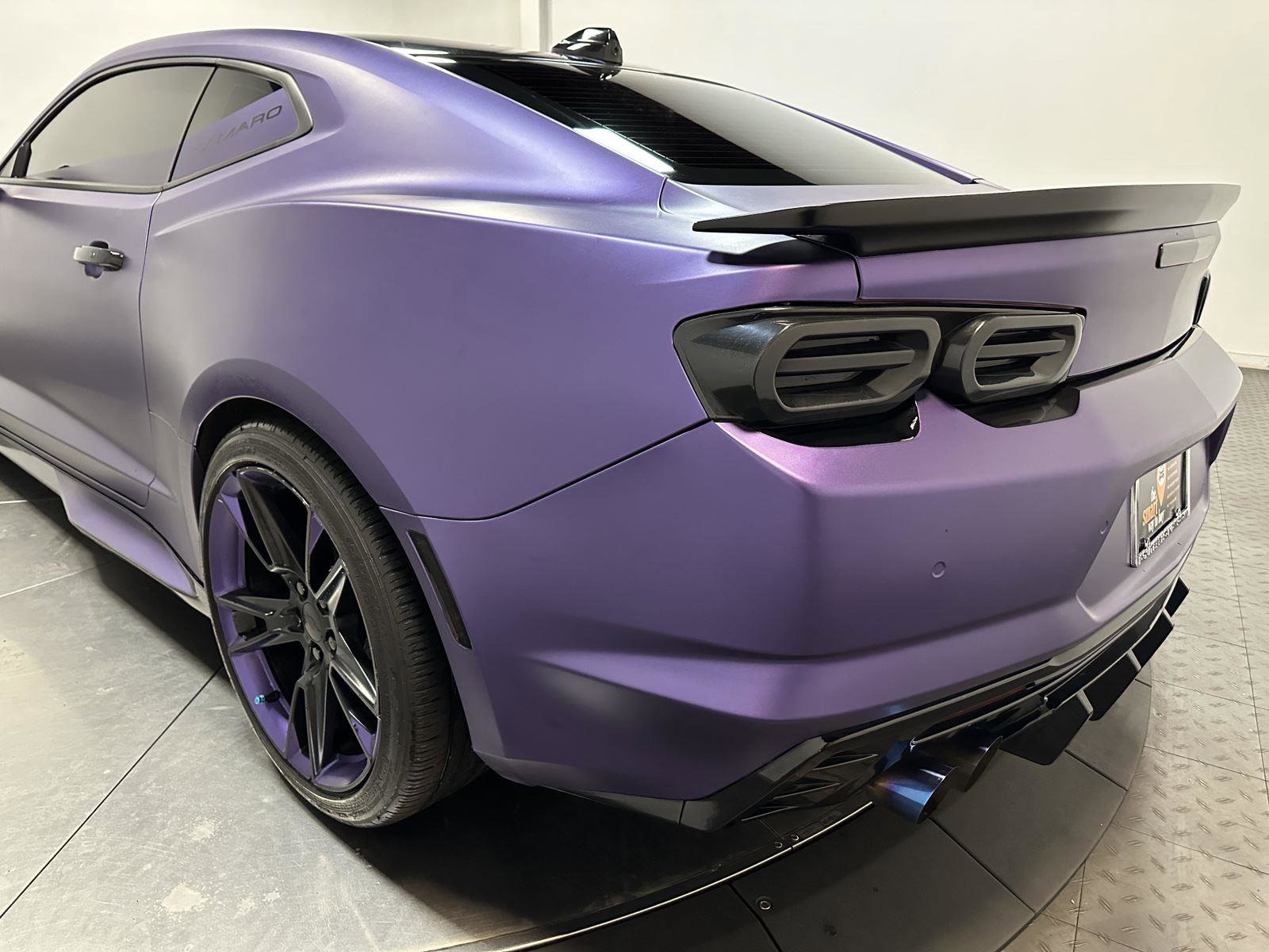 Used 2024 Chevrolet Camaro LT RWD image 10