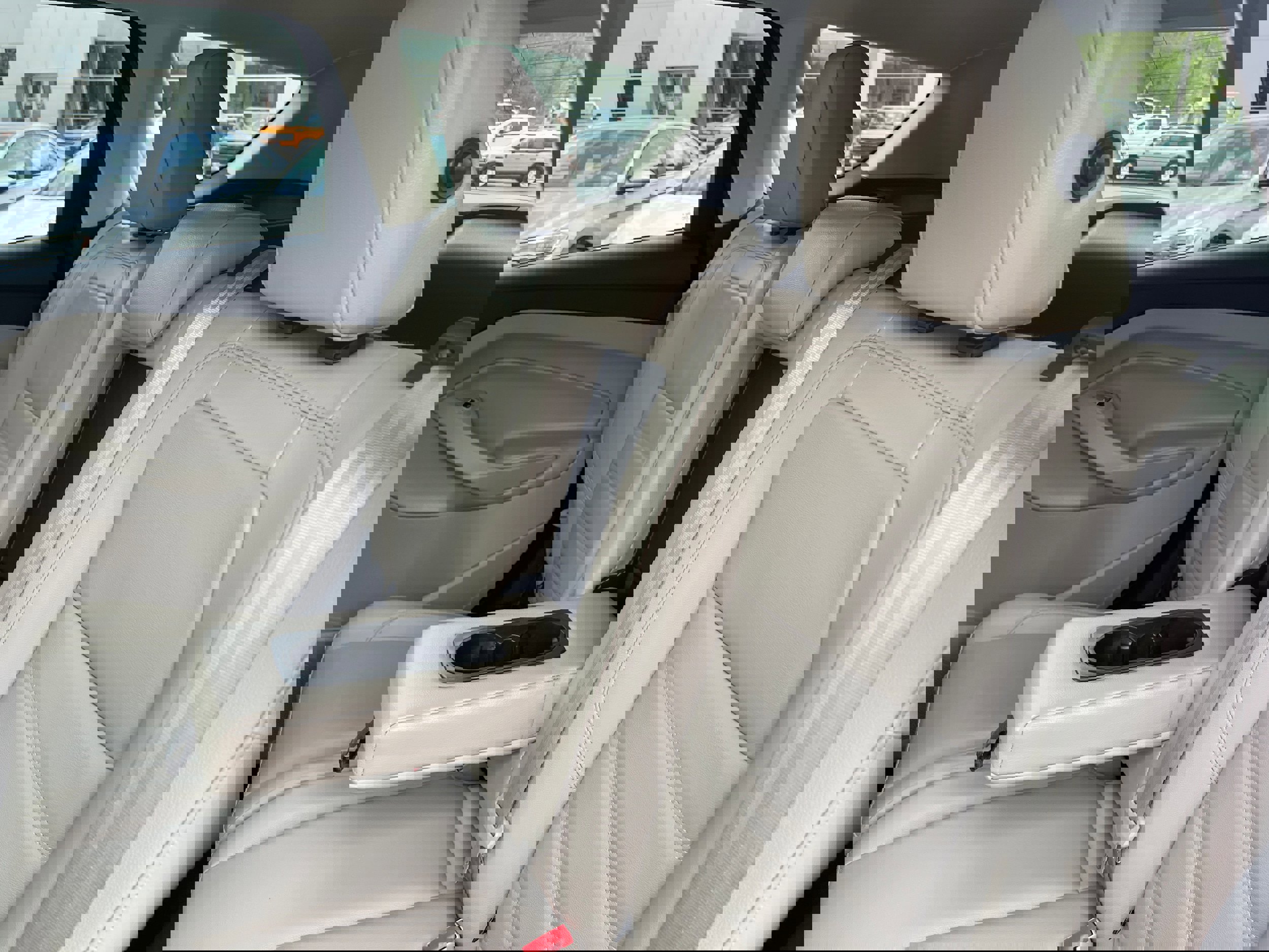 Certified 2017 Ford Escape Titanium w/ Equipment Group 301A image 12