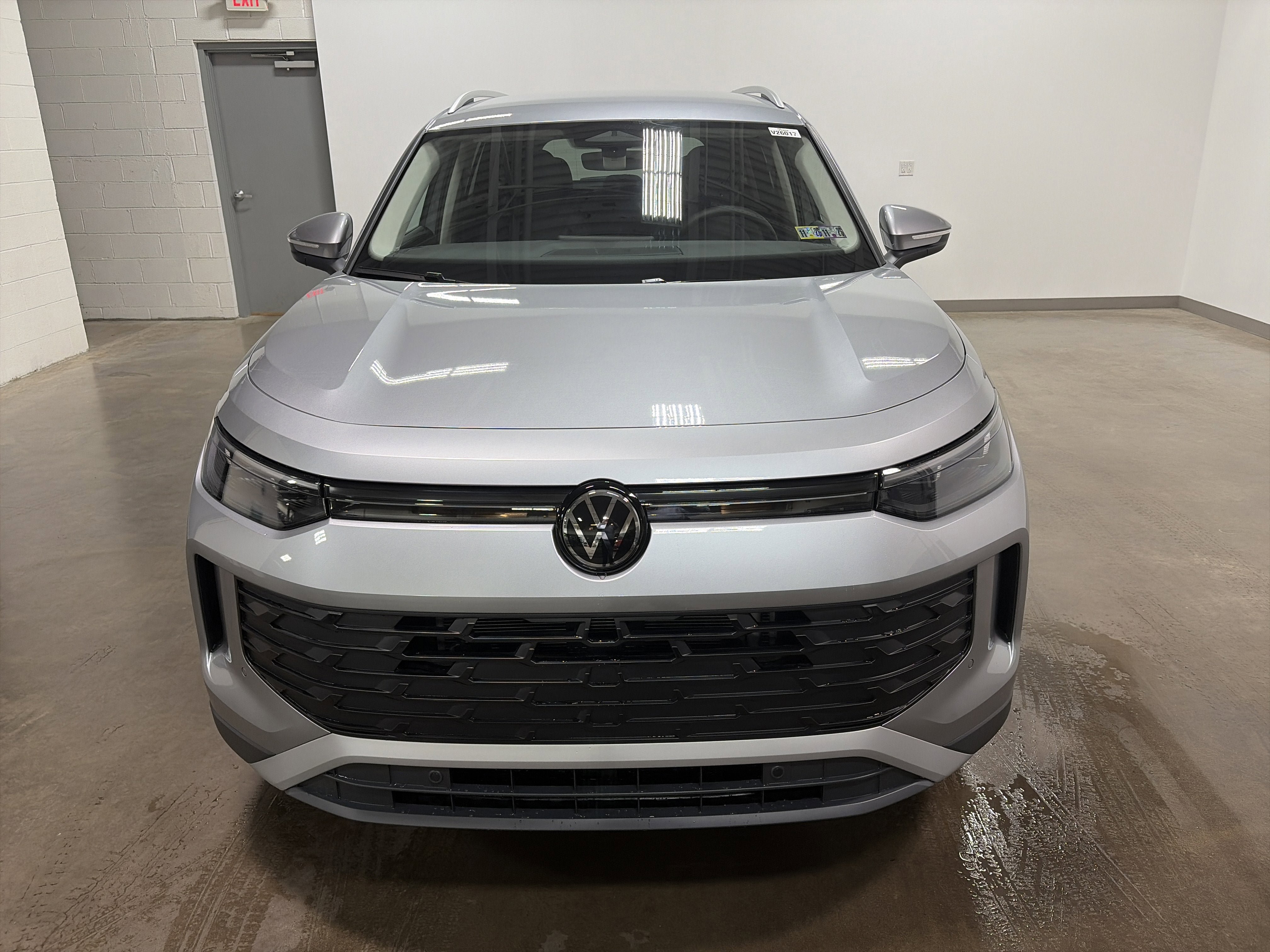 New 2026 Volkswagen Tiguan SE AWD/4WD image 8