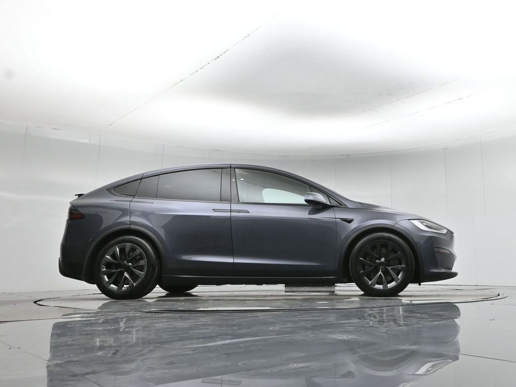 Used 2023 Tesla Model X image 48