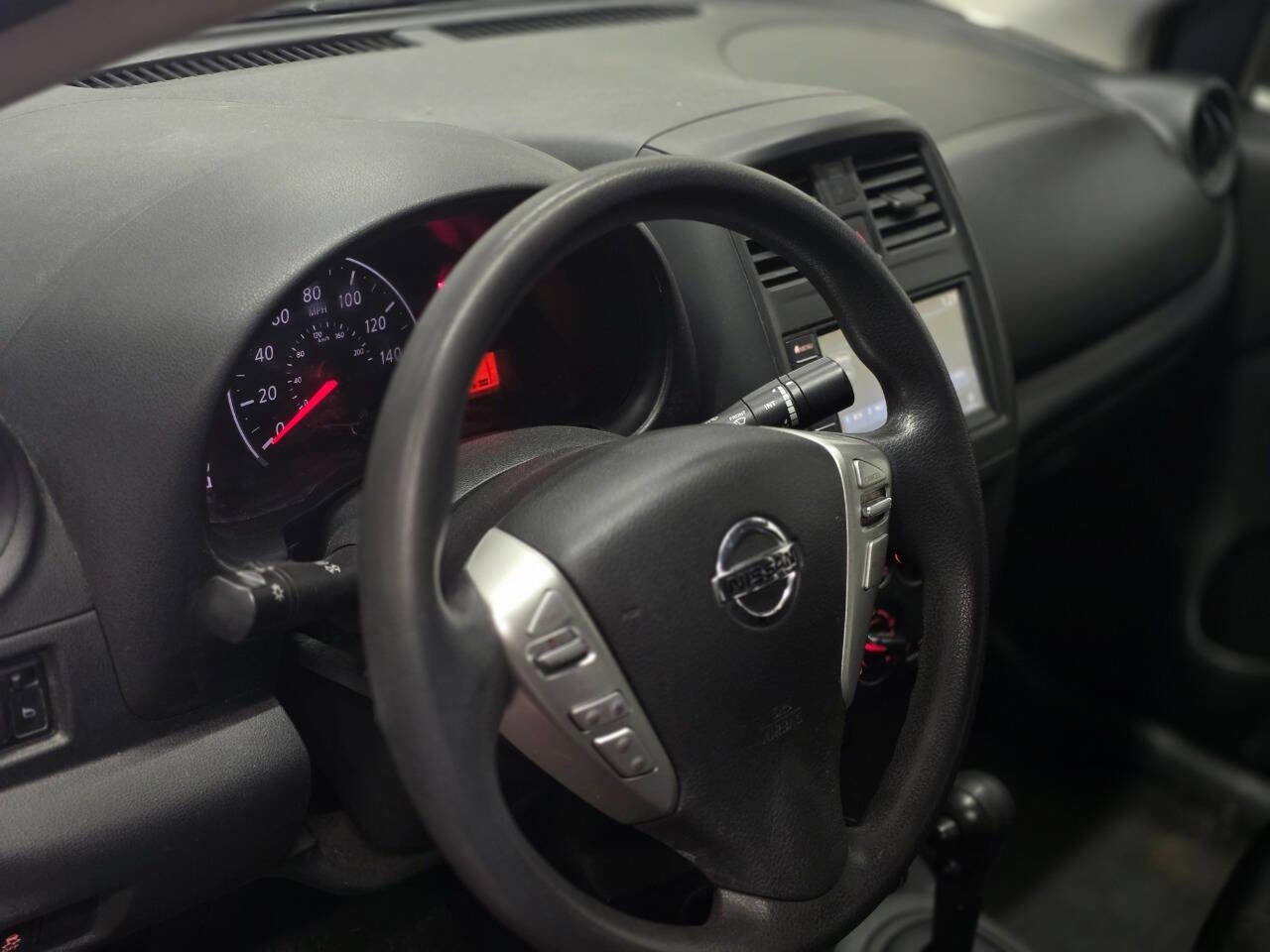 Used 2019 Nissan Versa S Plus image 11