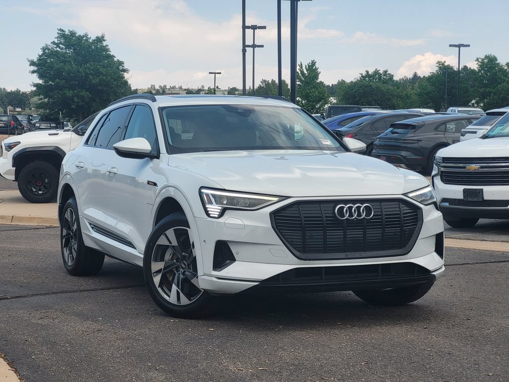 Used 2021 Audi e-tron Premium w/ Convenience Plus Package AWD/4WD image 2