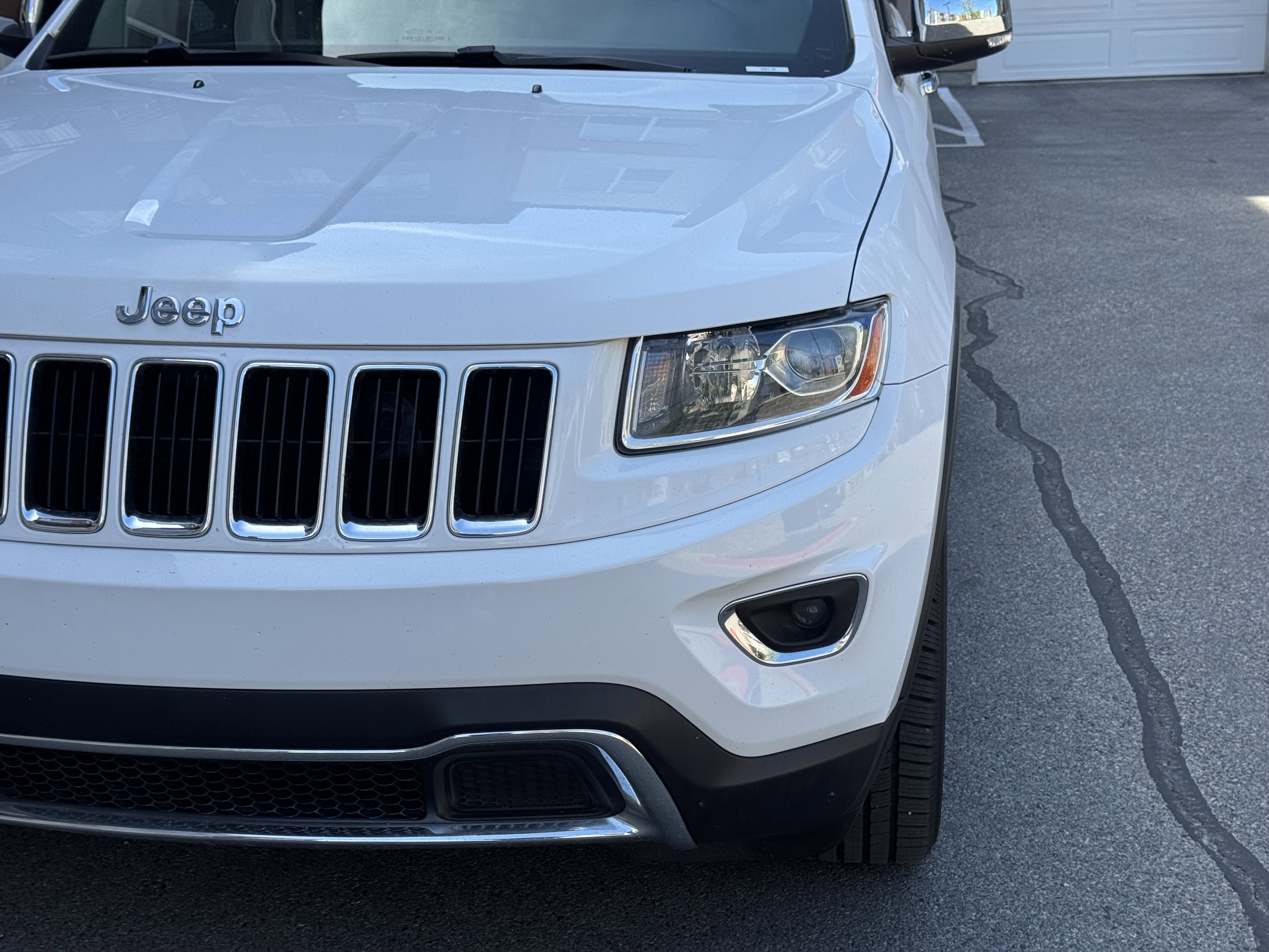 Used 2014 Jeep Grand Cherokee Limited image 12