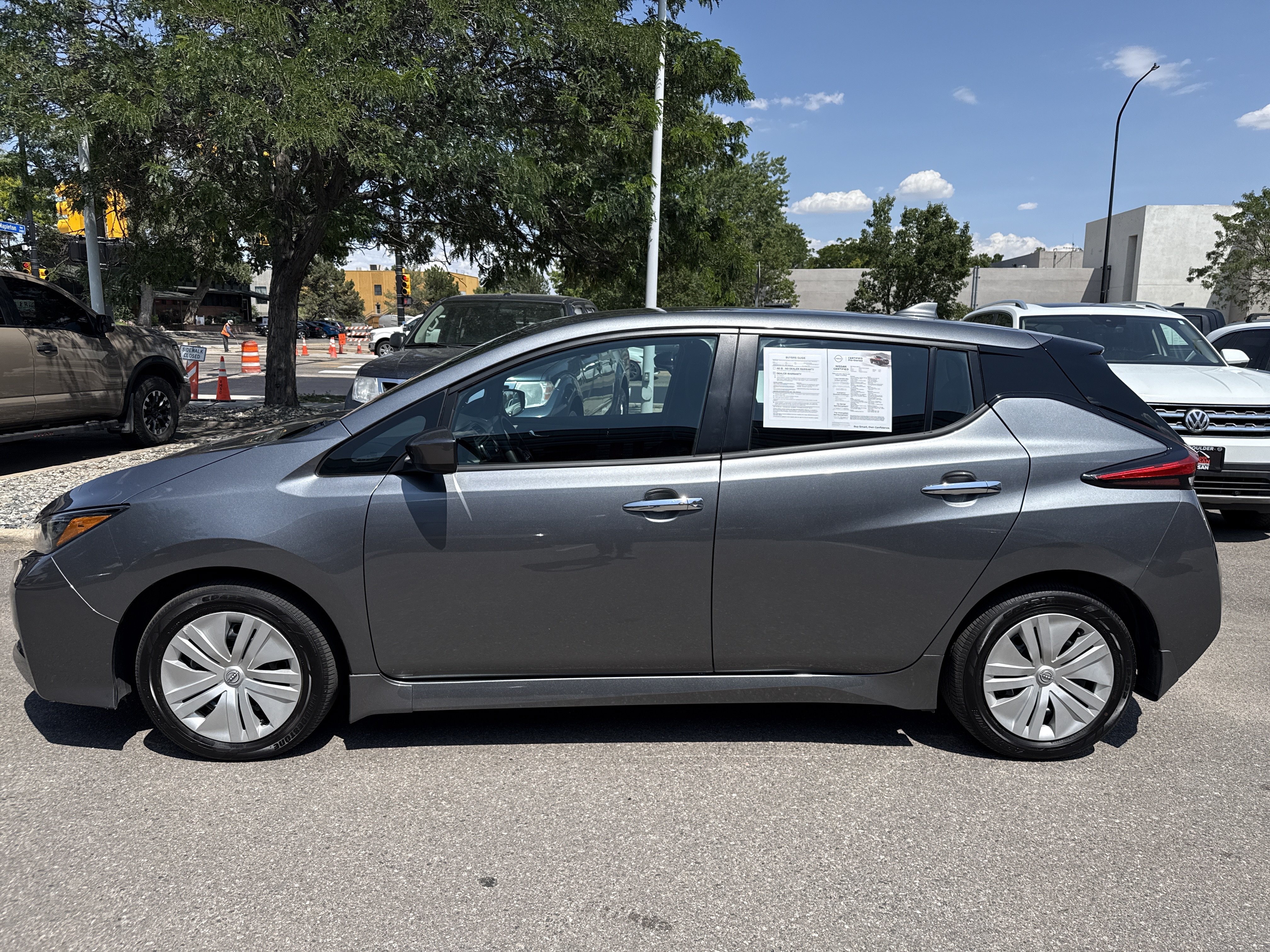 Certified 2023 Nissan Leaf S FWD image 6