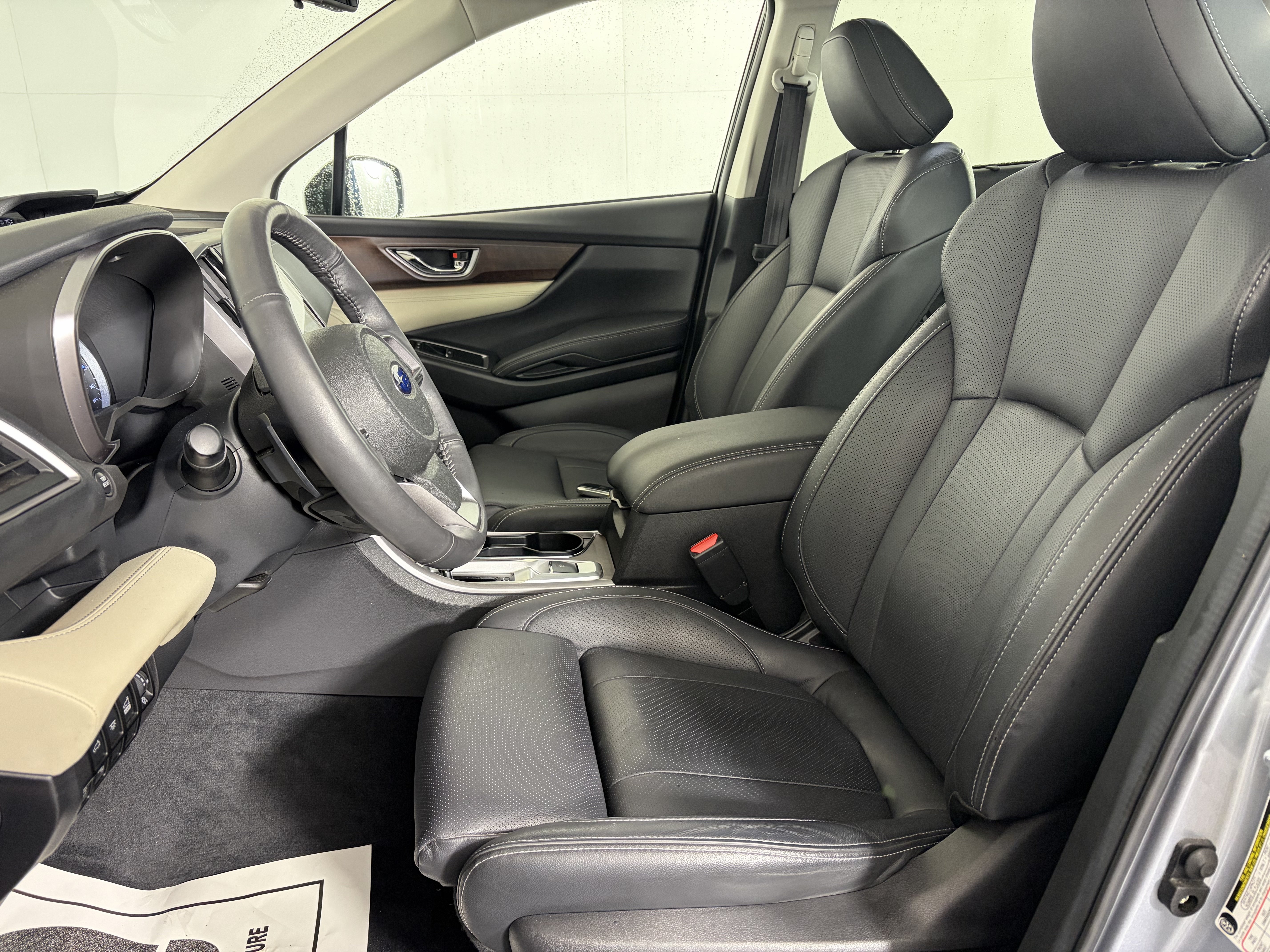Used 2022 Subaru Ascent Touring AWD/4WD image 6