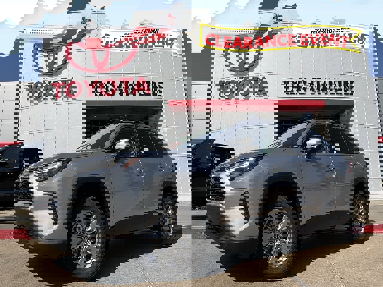 New 2025 Toyota RAV4 XLE