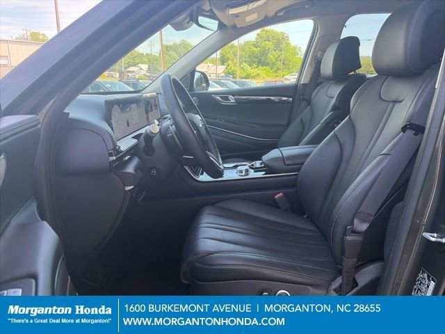 Used 2025 Genesis GV80 2.5T Standard AWD/4WD image 13