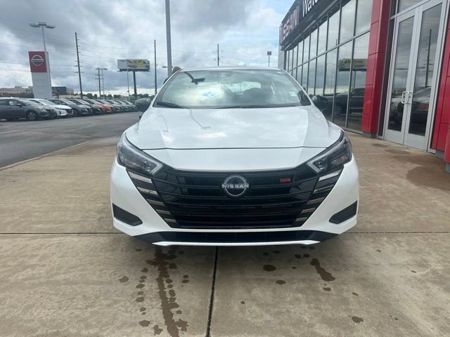 New 2025 Nissan Versa SR w/ Trunk Package image 3