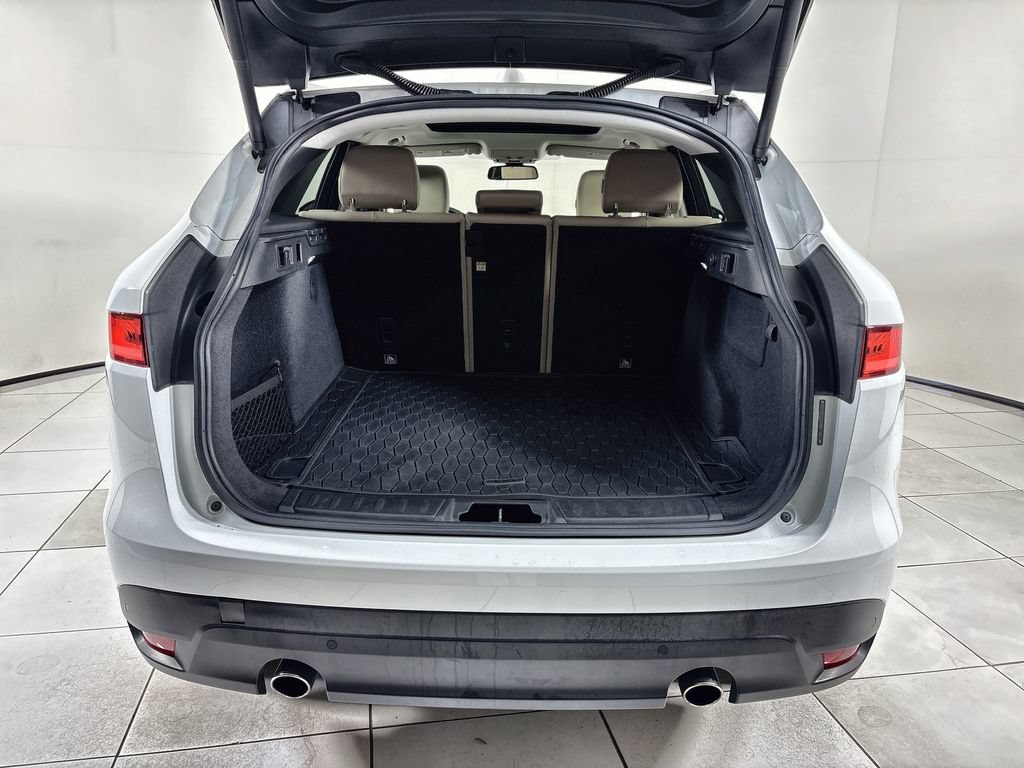Used 2018 Jaguar F-PACE Premium AWD/4WD image 21