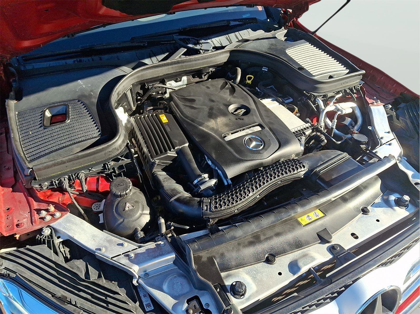 Used 2019 Mercedes-Benz GLC 300 4MATIC image 27