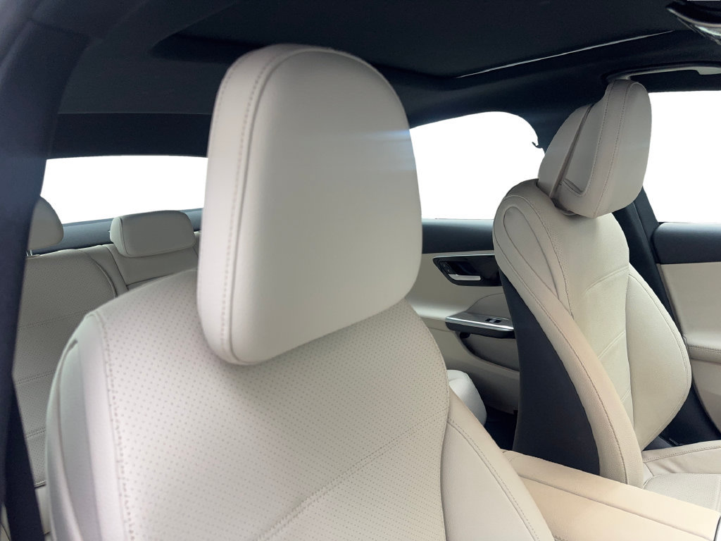 Used 2024 Mercedes-Benz C 300 Sedan image 45