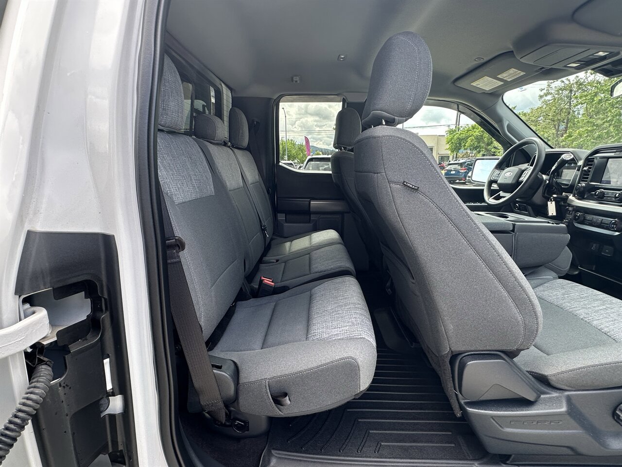 Used 2021 Ford F150 XLT AWD/4WD image 9