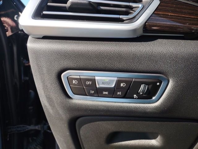 Used 2021 BMW X5 xDrive45e w/ Executive Package image 11