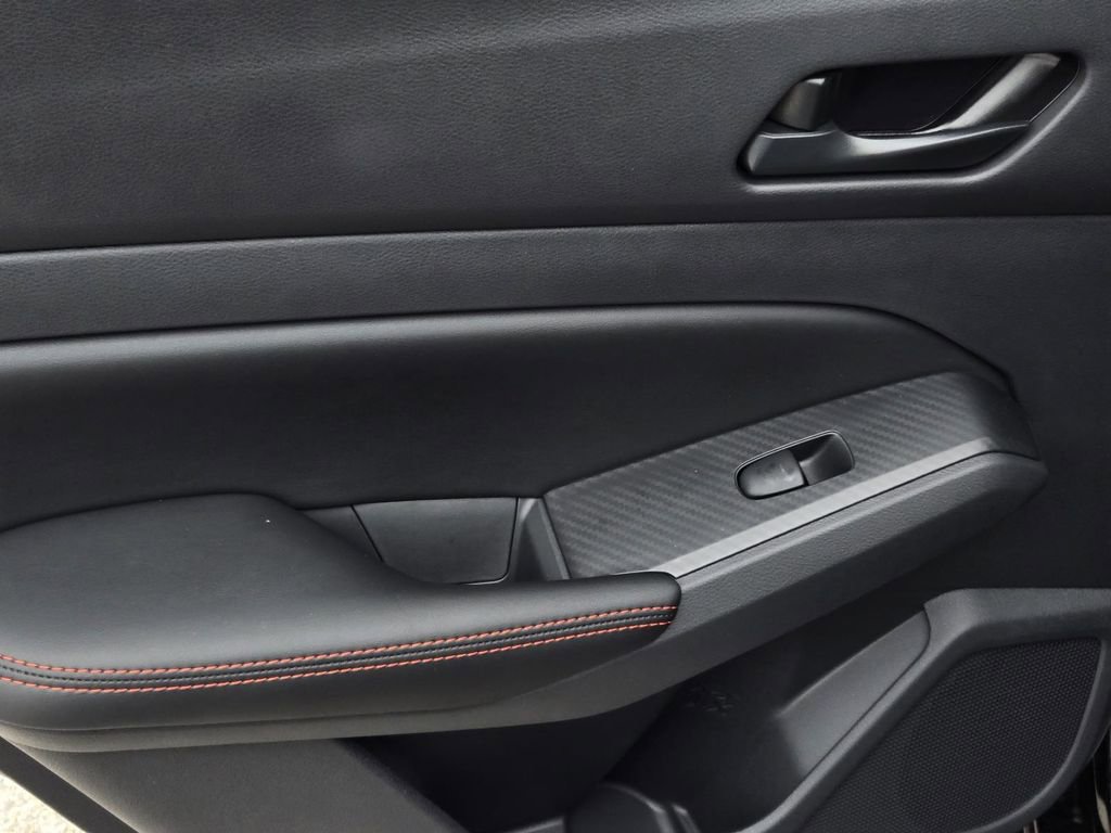 New 2026 Nissan Altima 2.5 SR FWD image 10