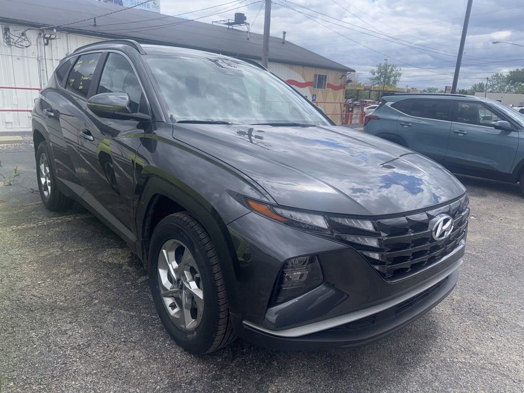 Certified 2023 Hyundai Tucson SEL AWD/4WD image 2