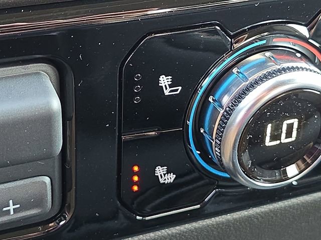 New 2025 GMC Sierra 1500 Elevation image 37