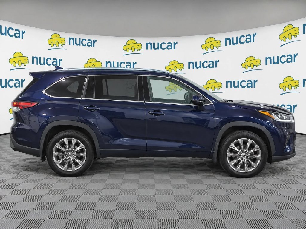 Certified 2021 Toyota Highlander Limited AWD/4WD image 8