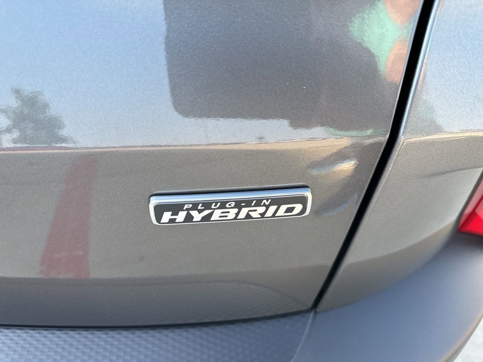 Used 2025 Ford Escape SE image 28