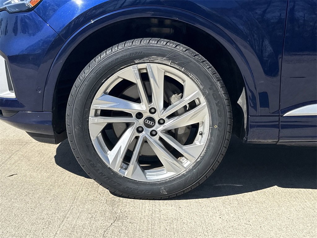 Used 2021 Audi Q7 3.0T Premium Plus w/ Executive Package image 9