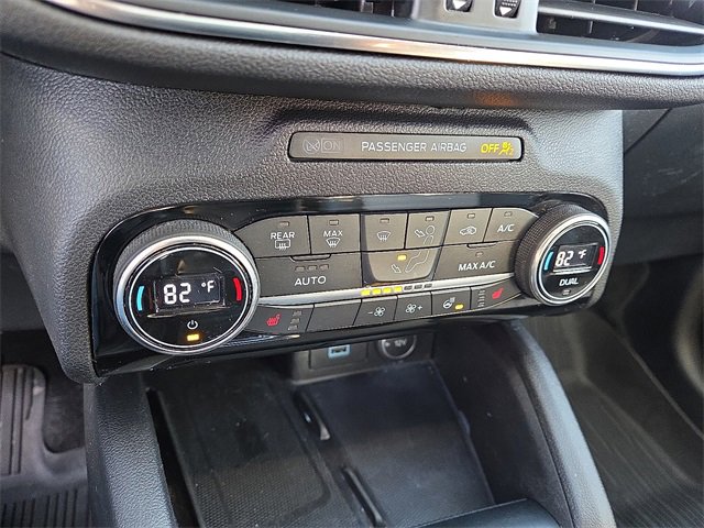 Used 2021 Ford Escape Titanium w/ Titanium Elite Package image 17