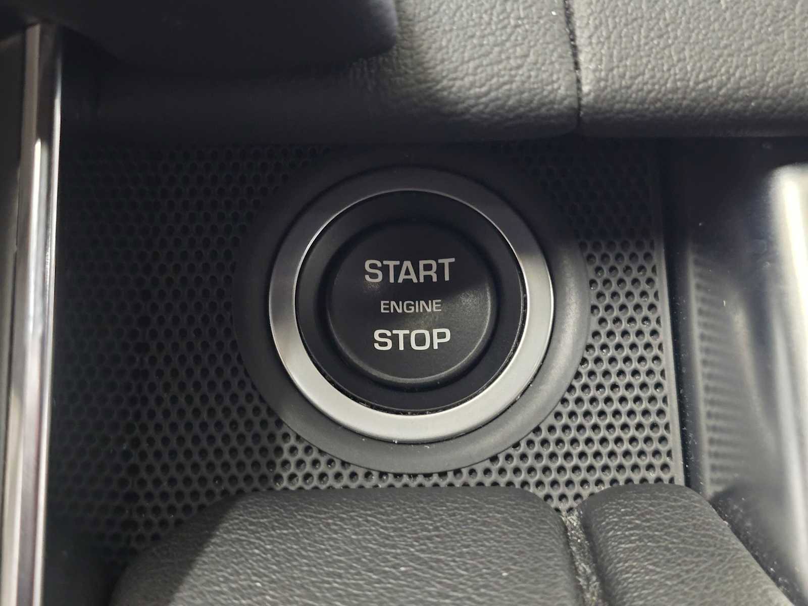 Used 2019 Land Rover Range Rover Sport HSE image 34