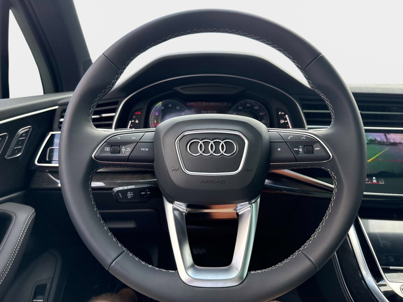 New 2026 Audi Q7 3.0T Premium Plus AWD/4WD image 28