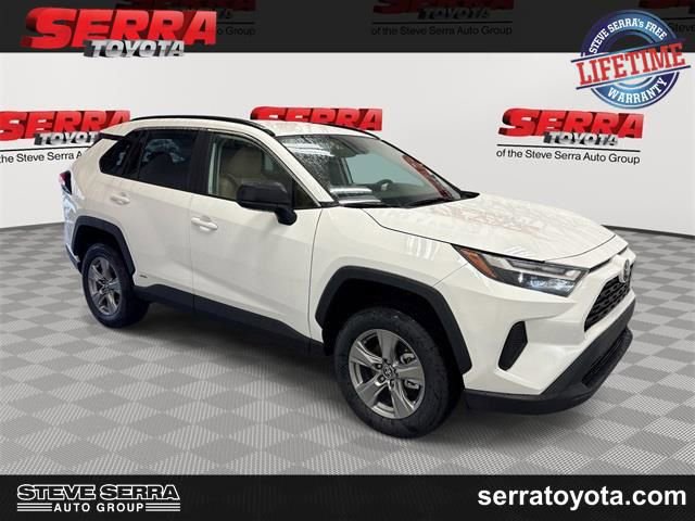 Used 2025 Toyota RAV4 LE AWD/4WD image 1