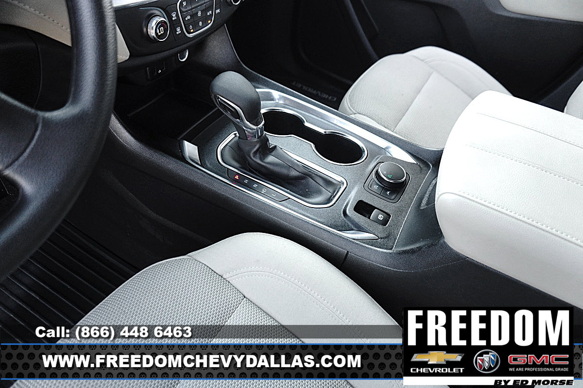 Used 2023 Chevrolet Traverse LS FWD image 30