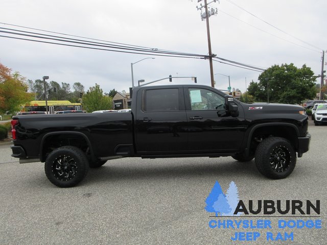 Used 2022 Chevrolet Silverado 3500 LTZ w/ LTZ Plus Package image 3
