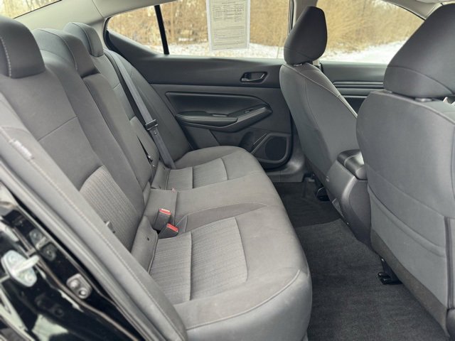 Used 2025 Nissan Altima 2.5 SV image 18