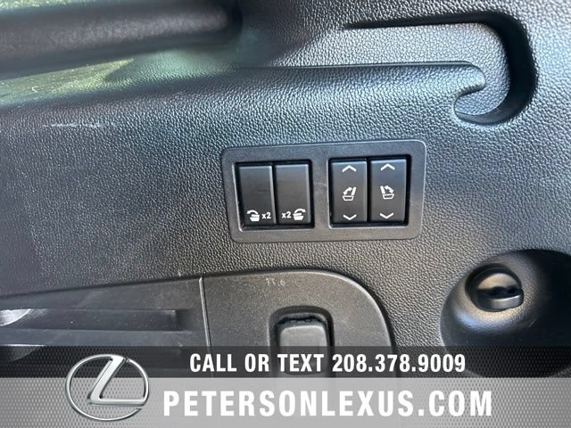 Used 2019 Cadillac Escalade ESV Platinum AWD/4WD image 27