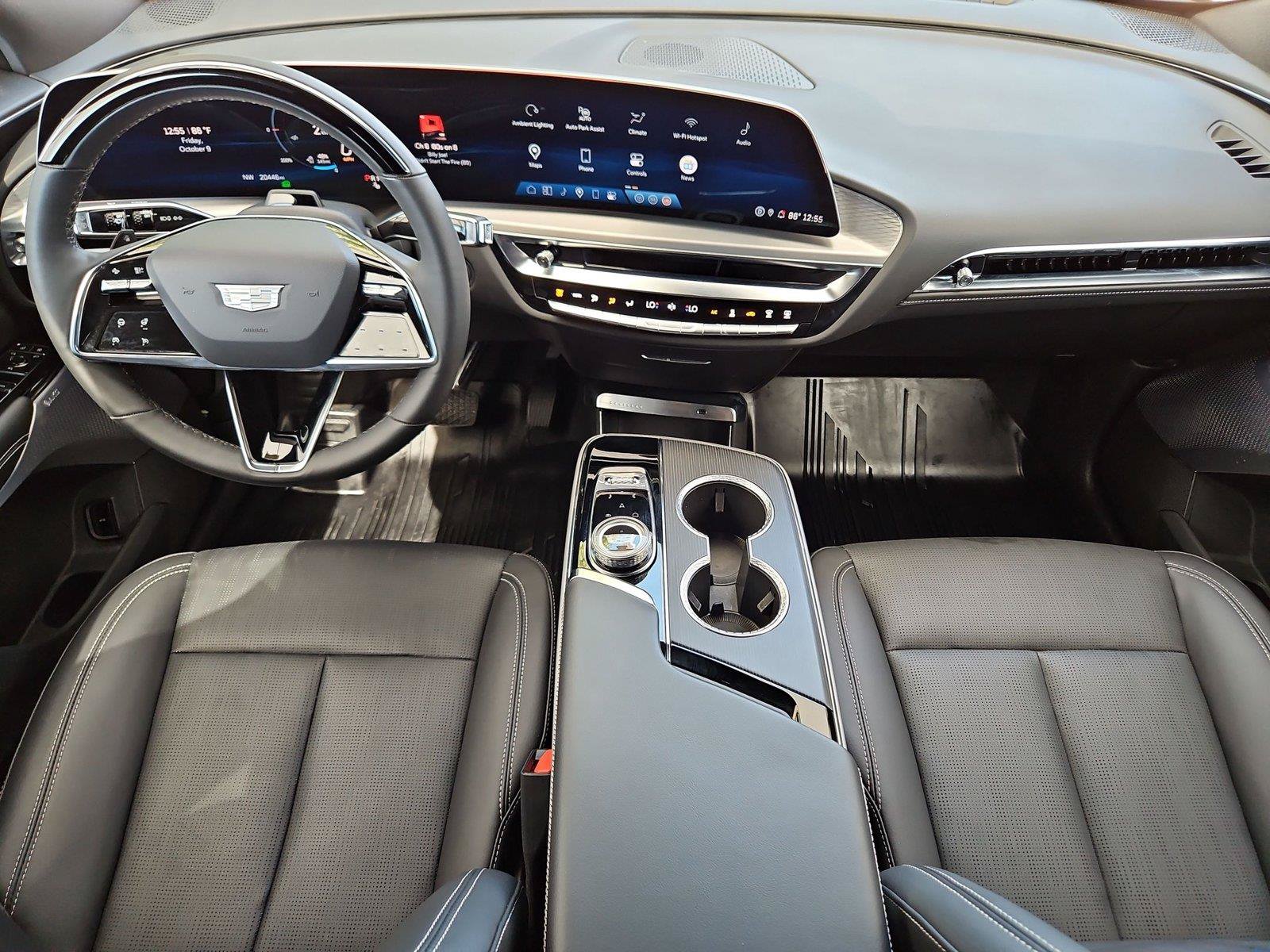 Certified 2025 Cadillac Lyriq Luxury w/ LPO, Floor Liner Package AWD/4WD image 13