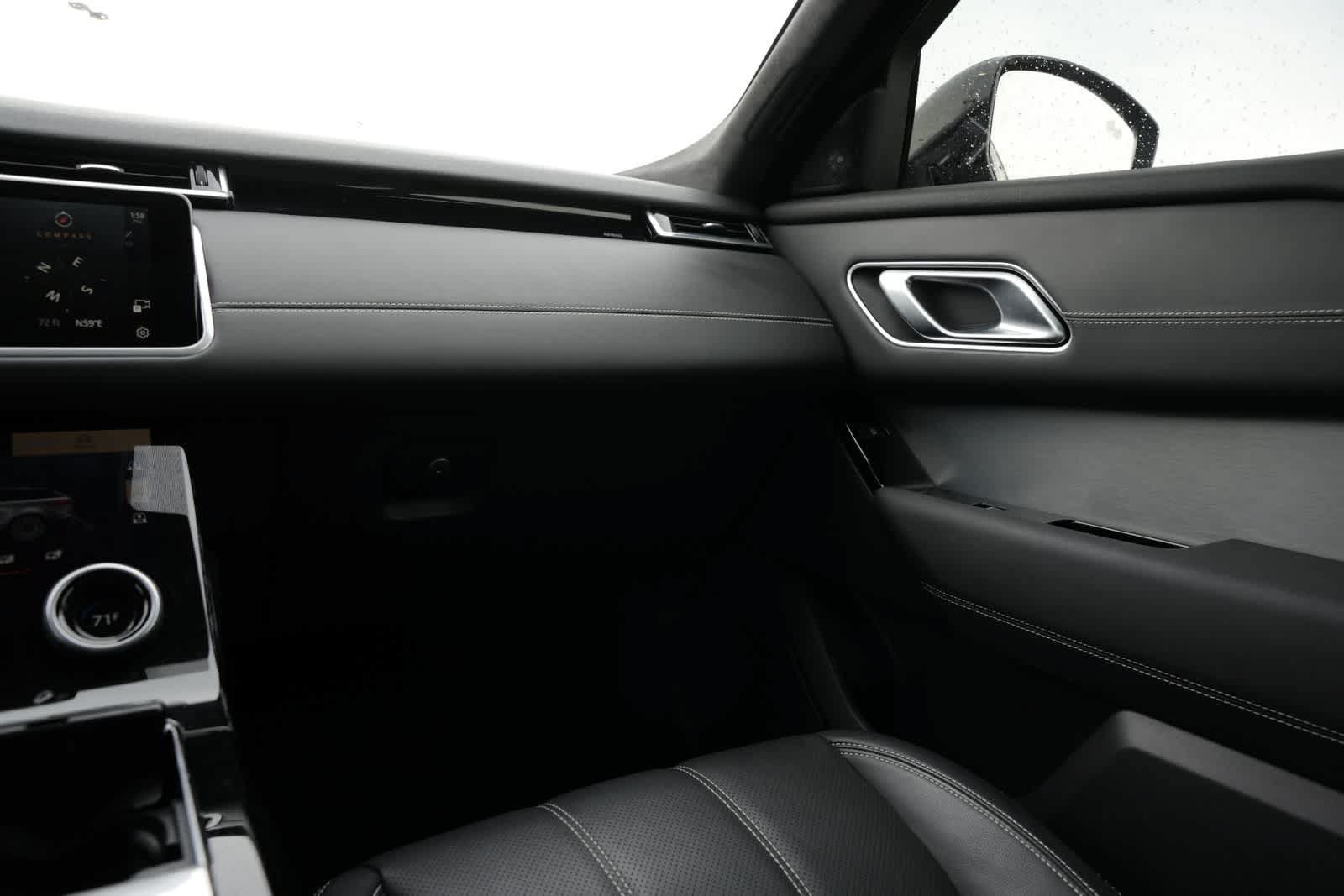 Used 2023 Land Rover Range Rover Velar R-Dynamic S AWD/4WD image 7