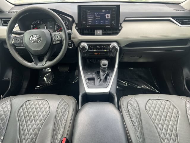 Used 2022 Toyota RAV4 XLE FWD image 17