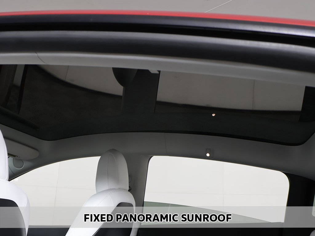 Used 2022 Tesla Model Y Long Range image 5