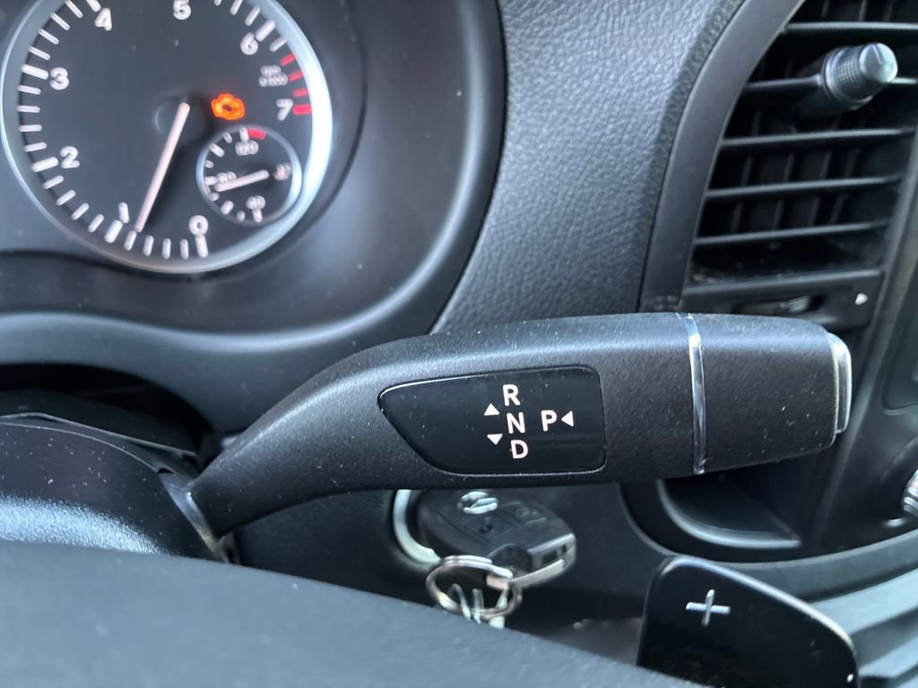 Used 2018 Mercedes-Benz Metris Passenger image 23