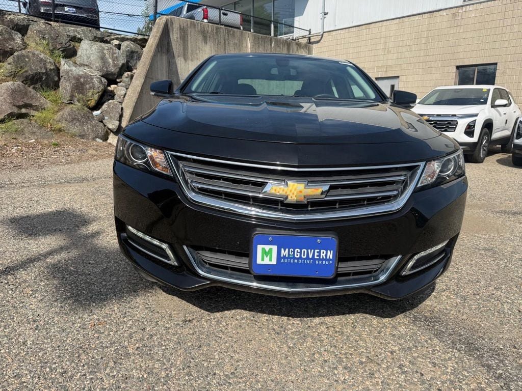 Used 2019 Chevrolet Impala LT FWD image 9