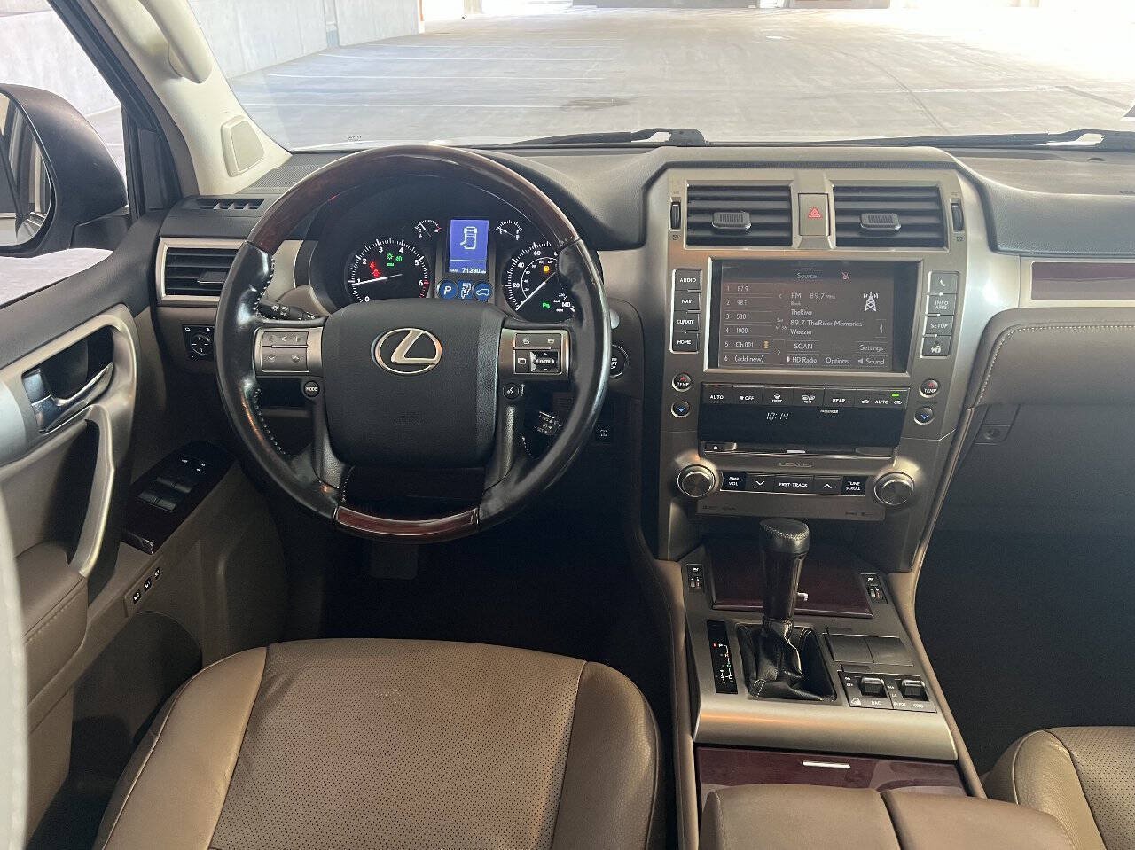 Used 2018 Lexus GX 460 Premium w/ Premium Package AWD/4WD image 12