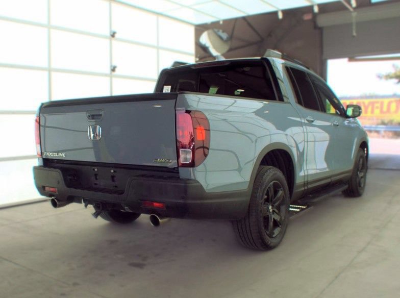 Used 2023 Honda Ridgeline Black Edition image 4