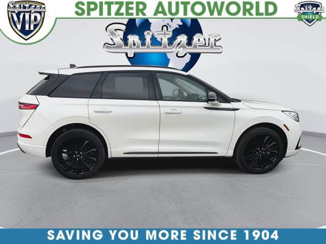 New 2025 Lincoln Corsair Reserve w/ Jet Appearance Package AWD/4WD image 10