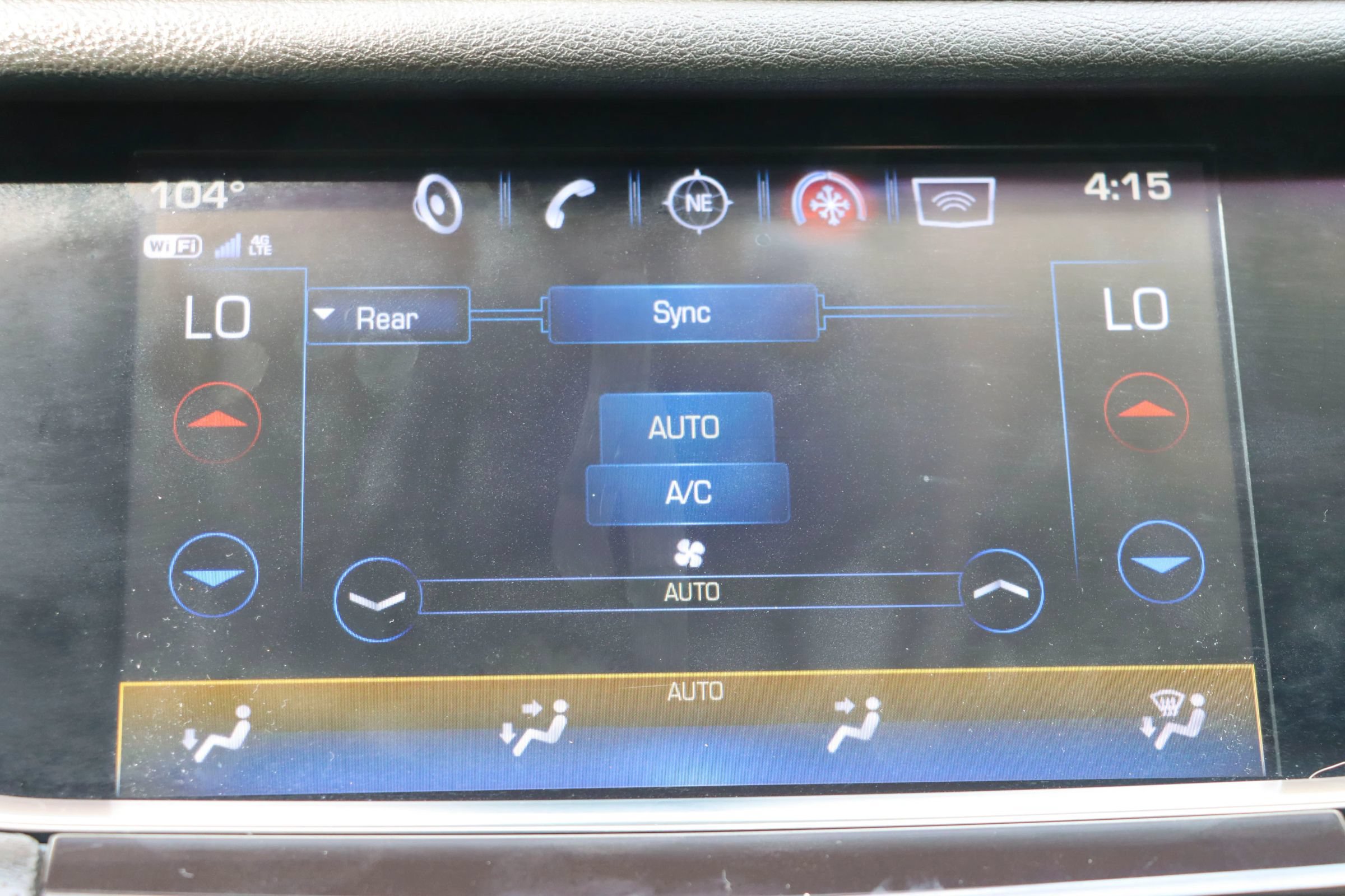 Used 2018 Cadillac XT5 Premium Luxury FWD image 36