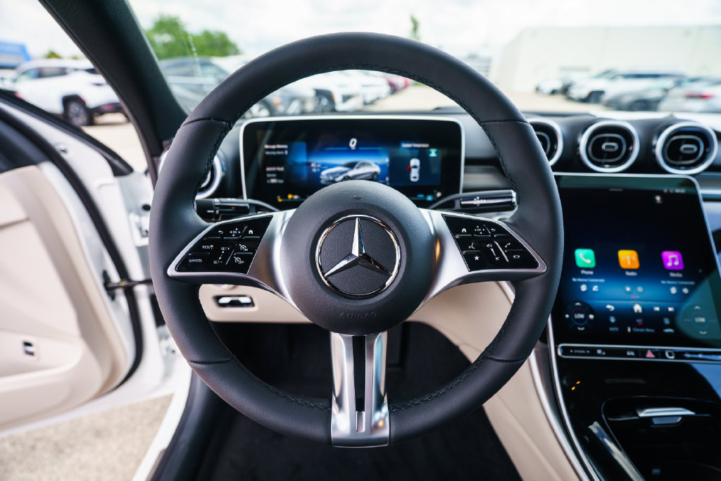 Used 2026 Mercedes-Benz C 300 4MATIC Sedan image 16