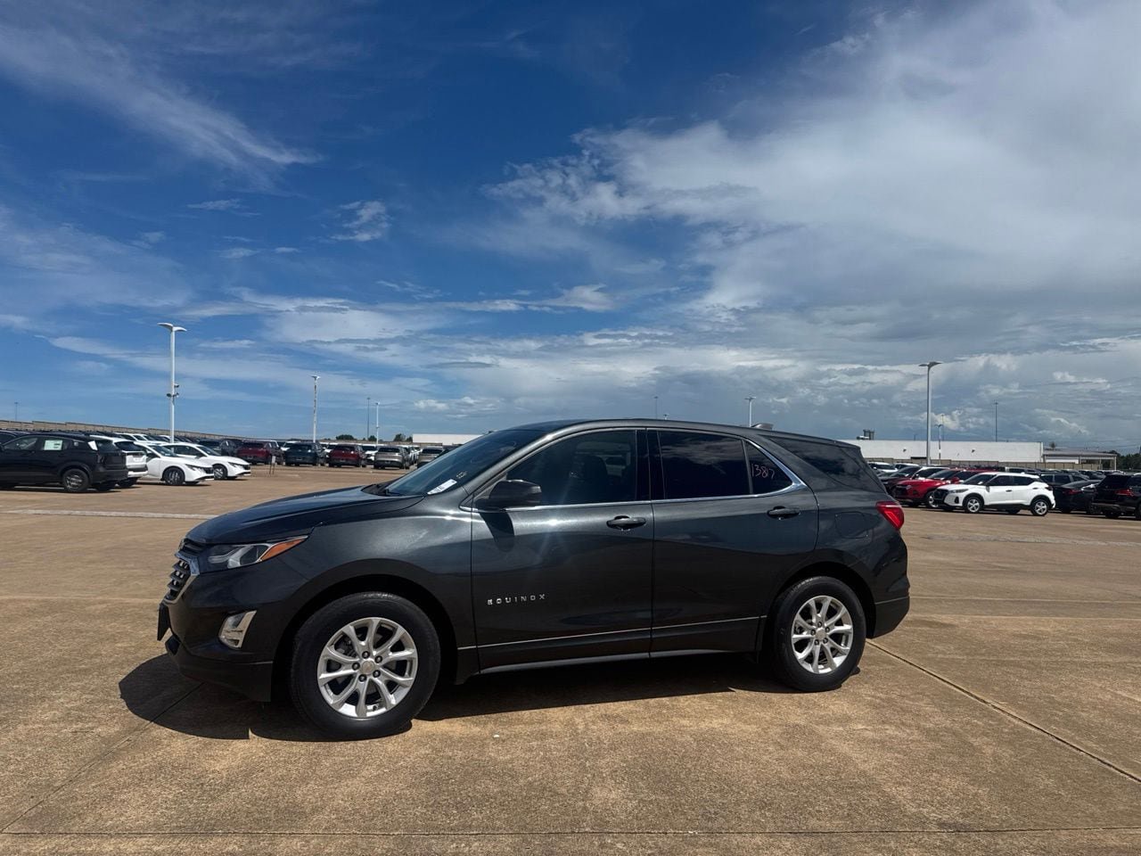 Used 2020 Chevrolet Equinox LT FWD image 10