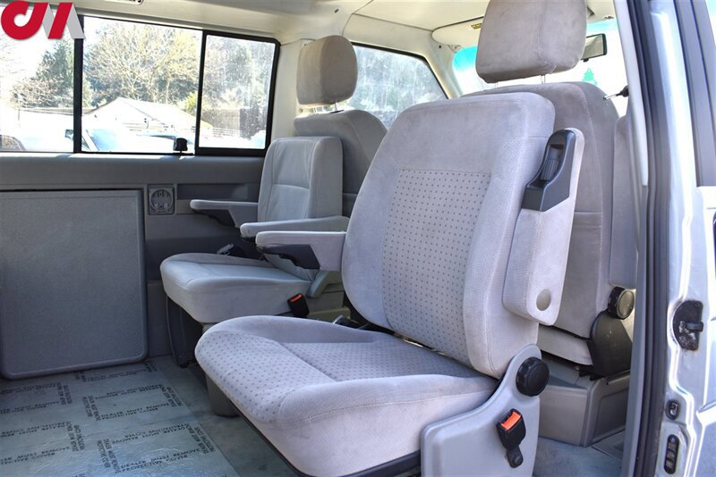 Used 2002 Volkswagen Eurovan MV FWD image 21